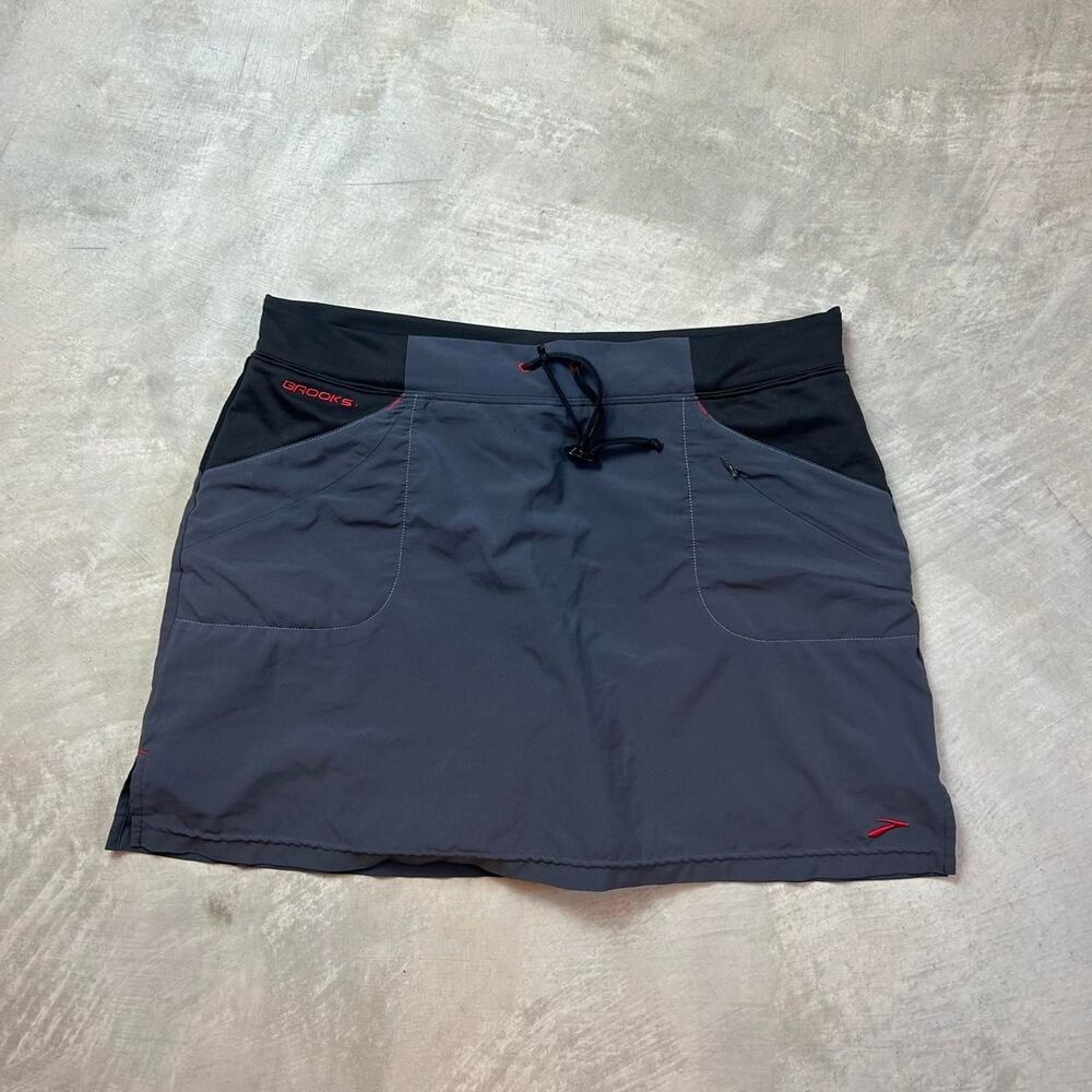 Reebok Women's Navy and Grey Skirt